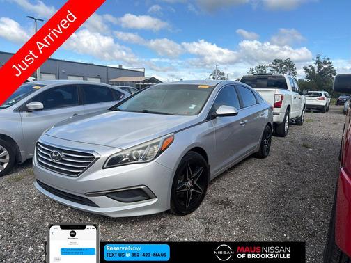 2016 Hyundai SONATA SE
