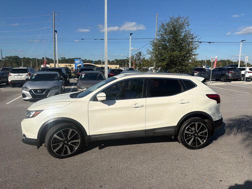 2017 Nissan Rogue Sport SL