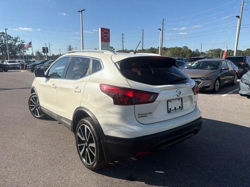 2017 Nissan Rogue Sport SL