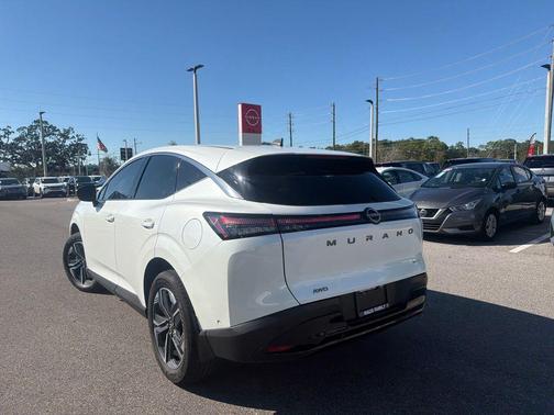 2025 Nissan Murano SV