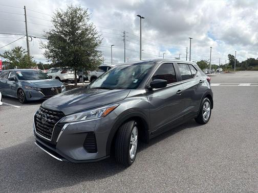 2021 Nissan Kicks S