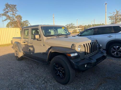2021 Jeep Gladiator Sport