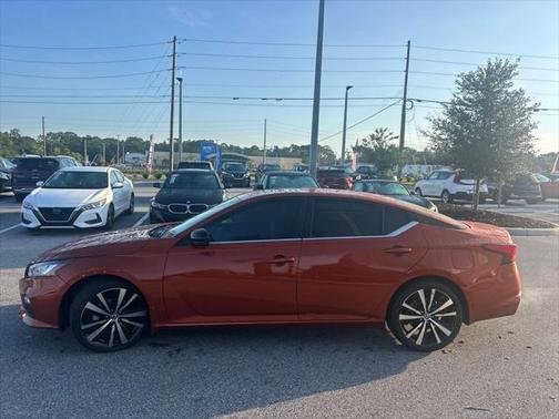 2021 Nissan Altima SR FWD