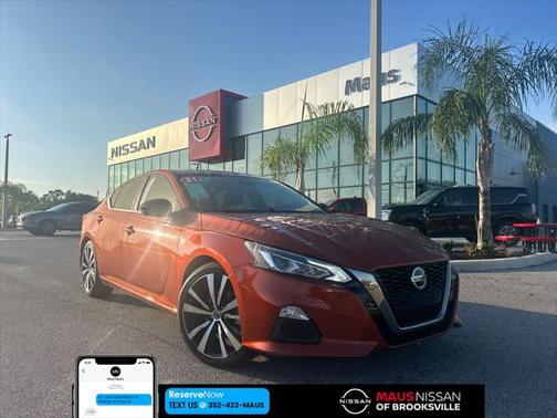 2021 Nissan Altima SR FWD