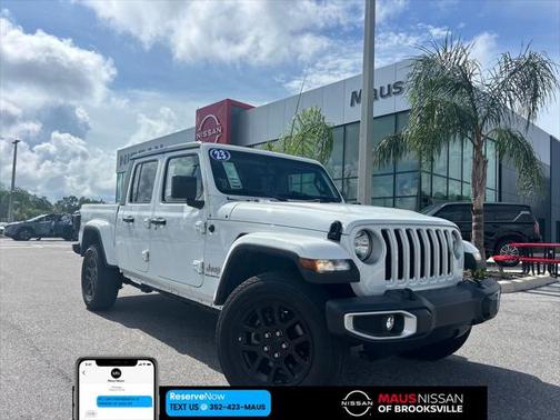 2023 Jeep Gladiator Overland