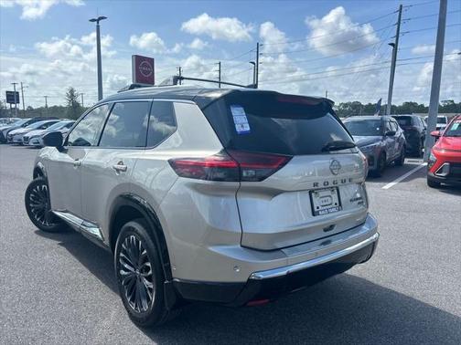 2025 Nissan Rogue Platinum
