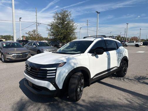 2026 Nissan Kicks SR