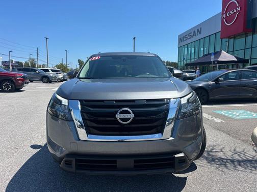 2024 Nissan Pathfinder SV FWD