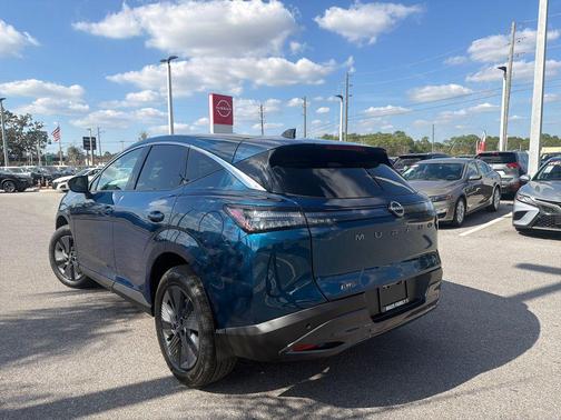 2026 Nissan Murano SL