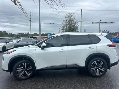 2025 Nissan Rogue SL