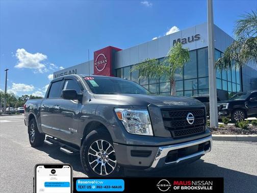 2021 Nissan Titan SV