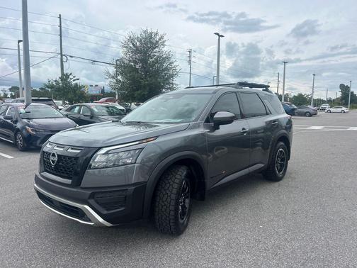 2025 Nissan Pathfinder Rock Creek 4WD