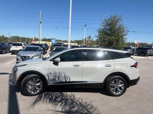 2023 Kia Sportage SX