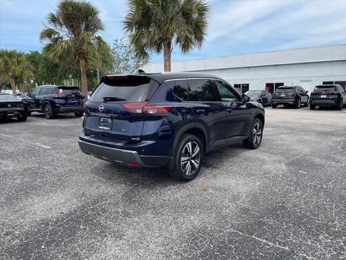 2025 Nissan Rogue SL