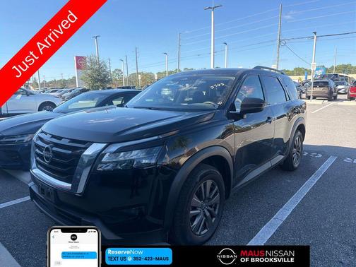 2024 Nissan Pathfinder SV FWD