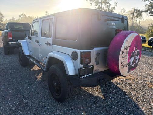2011 Jeep Wrangler Unlimited Sahara