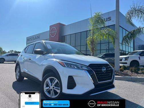 2025 Nissan Kicks S