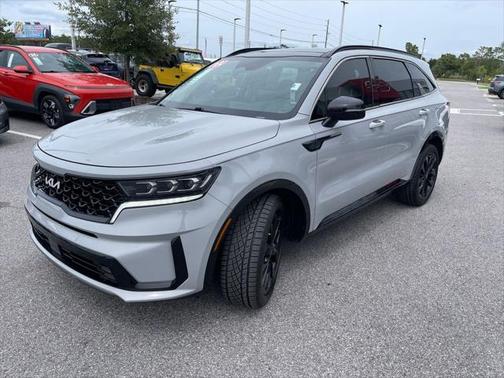 2022 Kia Sorento SX