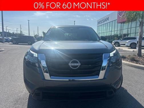 2025 Nissan Pathfinder S FWD