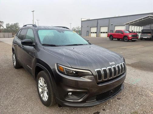 2022 Jeep Cherokee Latitude Lux