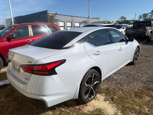 2024 Nissan Altima SR Intelligent AWD