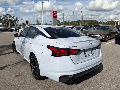 2024 Nissan Altima SR Intelligent AWD