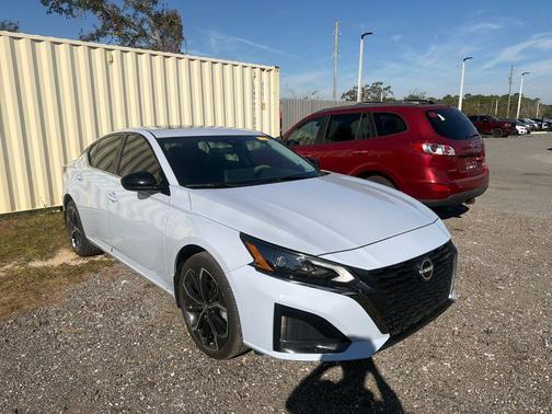 2024 Nissan Altima SR Intelligent AWD