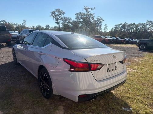 2024 Nissan Altima SR Intelligent AWD