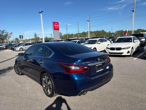 2017 Nissan Altima 2.5 SR