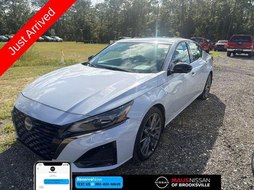 2024 Nissan Altima SR VC-Turbo FWD