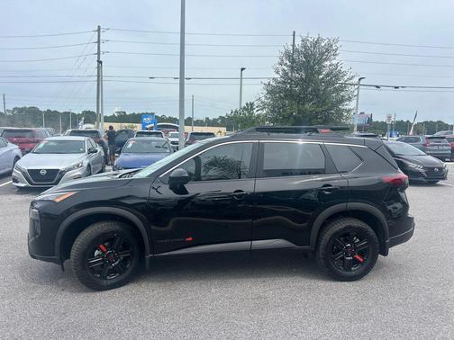 2026 Nissan Rogue Rock Creek