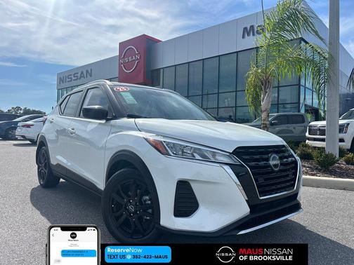 2023 Nissan Kicks SV