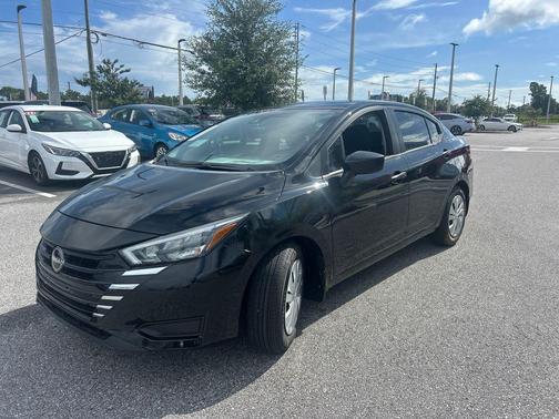 2025 Nissan Versa 1.6 S