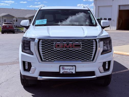 Summit White 2023 GMC Yukon Denali