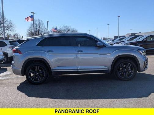 2022 Volkswagen Atlas Cross Sport 3.6L V6 SEL R-Line