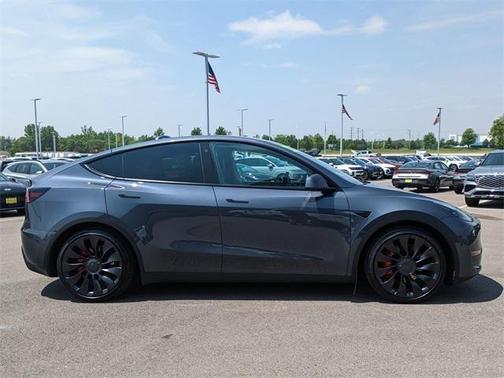 2022 Tesla Model Y Performance Dual Motor All-Wheel Drive