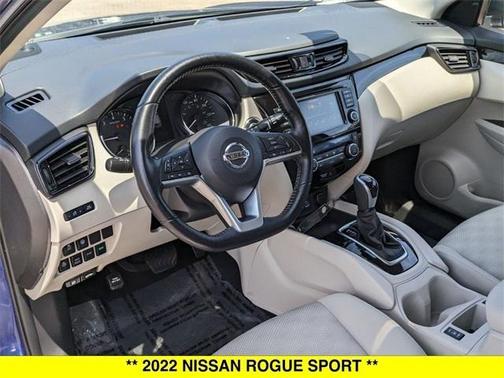 2022 Nissan Rogue Sport SV
