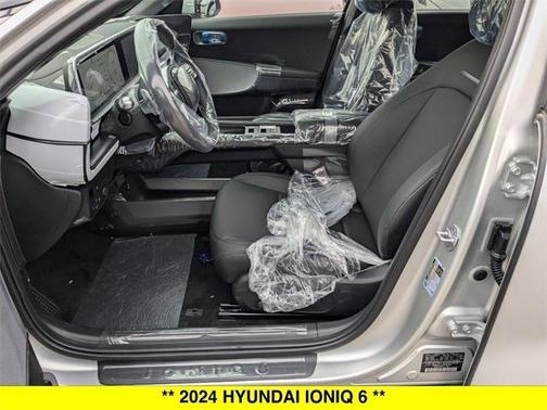 2024 Hyundai IONIQ 6 SEL