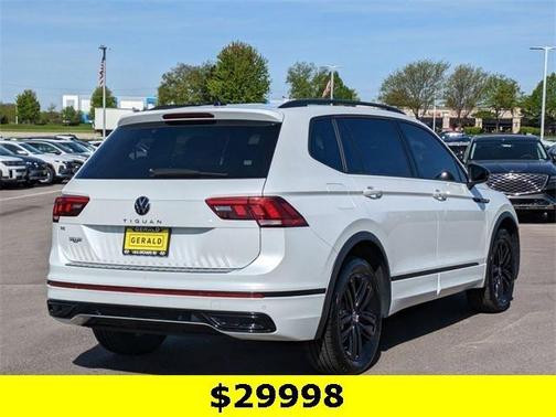 2022 Volkswagen Tiguan 2.0T SE R-Line Black