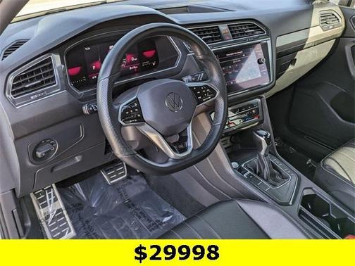 2022 Volkswagen Tiguan 2.0T SE R-Line Black