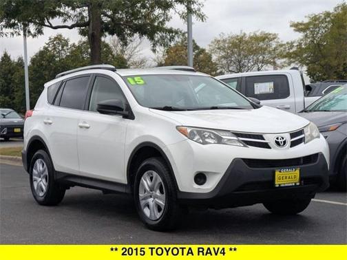 2015 Toyota RAV4 LE