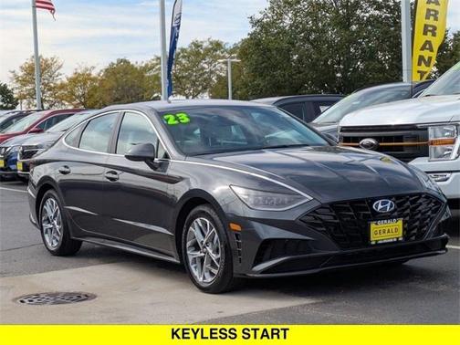 2023 Hyundai SONATA SEL