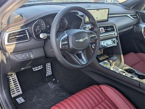 2025 Genesis G70 3.3T AWD Sport Advanced