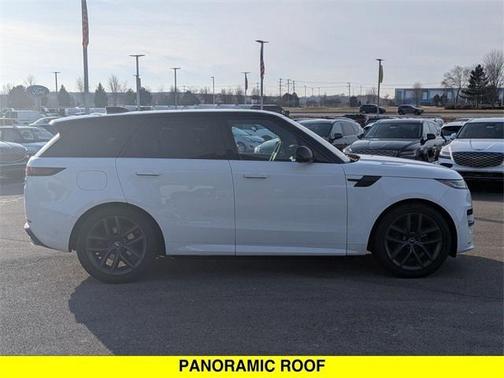 2023 Land Rover Range Rover Sport SE