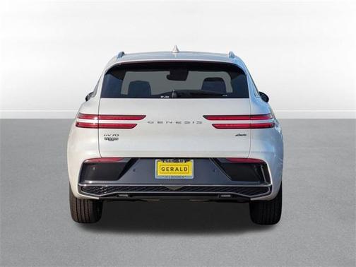 2026 Genesis GV70 2.5T Advanced
