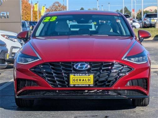 2023 Hyundai SONATA SEL