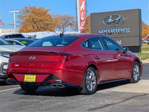 2023 Hyundai SONATA SEL