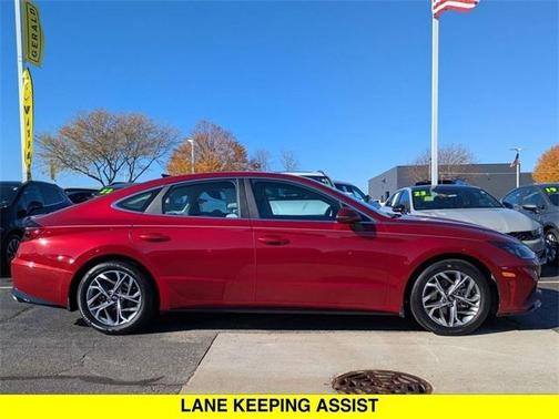 2023 Hyundai SONATA SEL