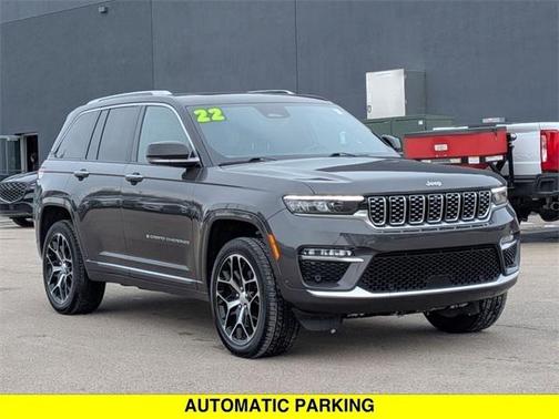 2022 Jeep Grand Cherokee Summit