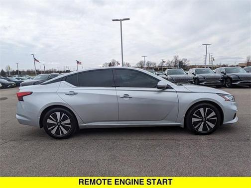 2020 Nissan Altima 2.5 SV